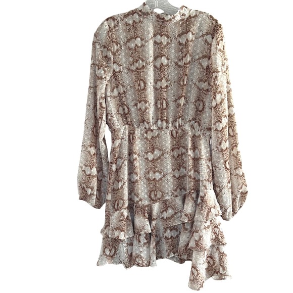 Sadie & Sage Dresses & Skirts - Snakeskin Print Dress Long Sleeve Ruffle Mini Dress women's Medium festival bold